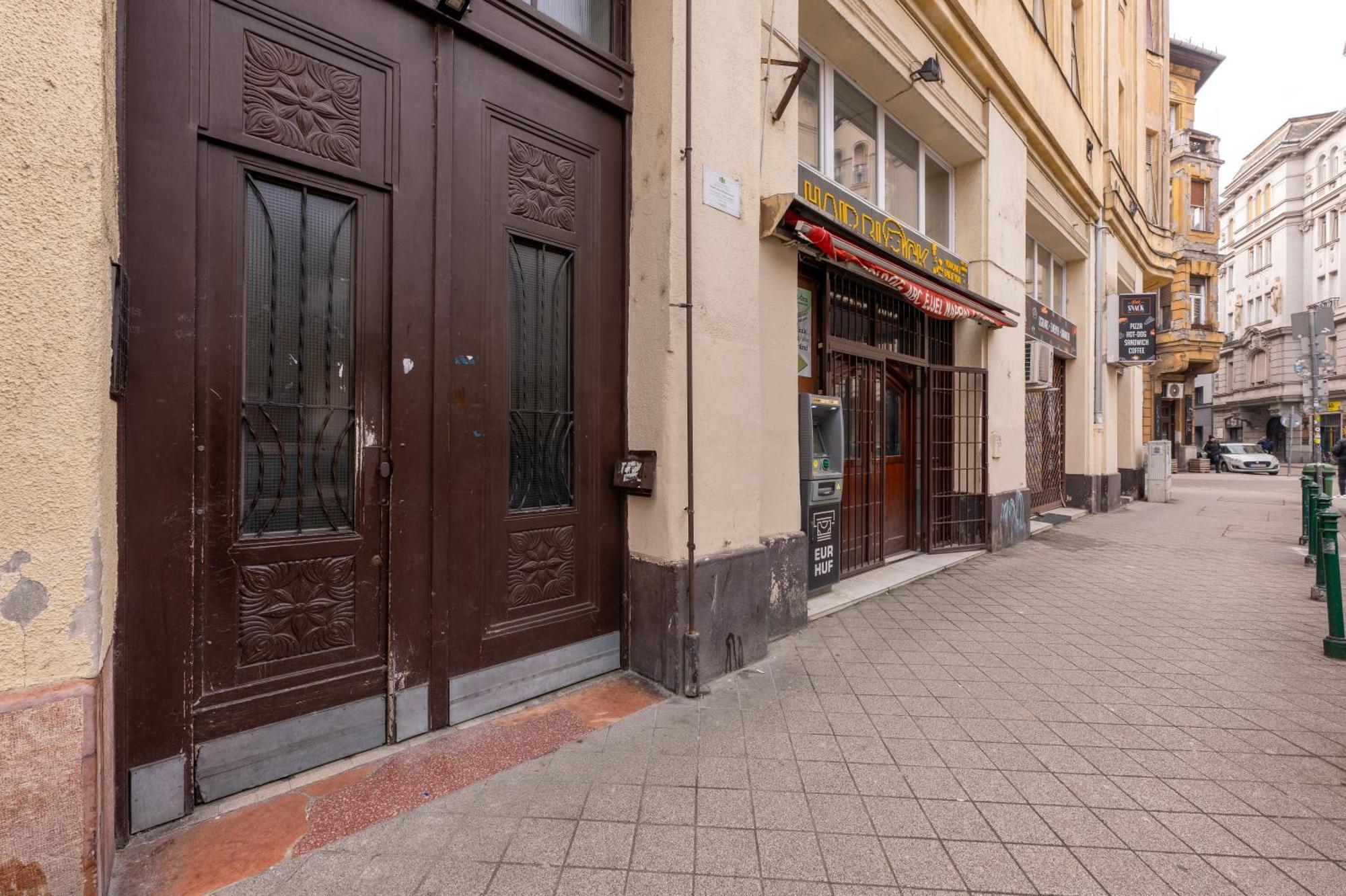 A Quiet Studio In The Heart Of The City Budapest Extérieur photo