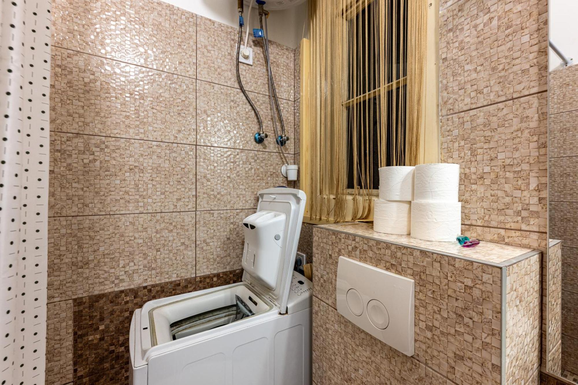 A Quiet Studio In The Heart Of The City Budapest Extérieur photo